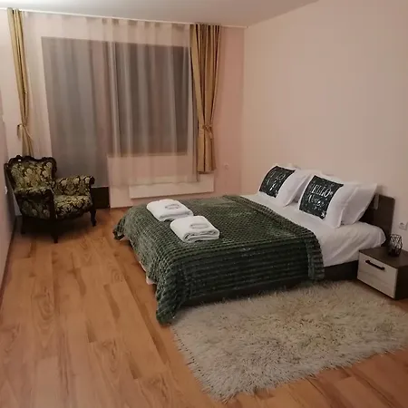 Evrika 4 アパート パンポロボ